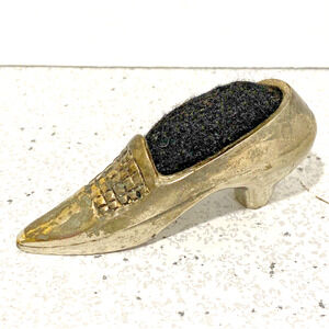Silver Pin Cushion Victorian Shoe Shaped Sewing Tool Vintage Metal Collectible